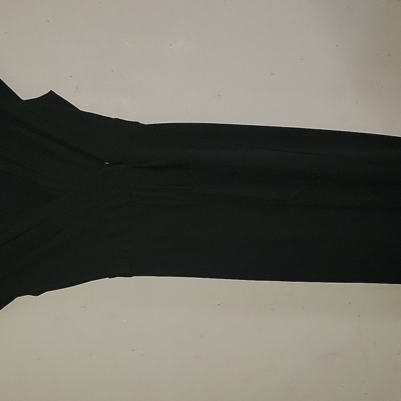 Black Dress, Size 6. Worn Once - Picture 4 of 4